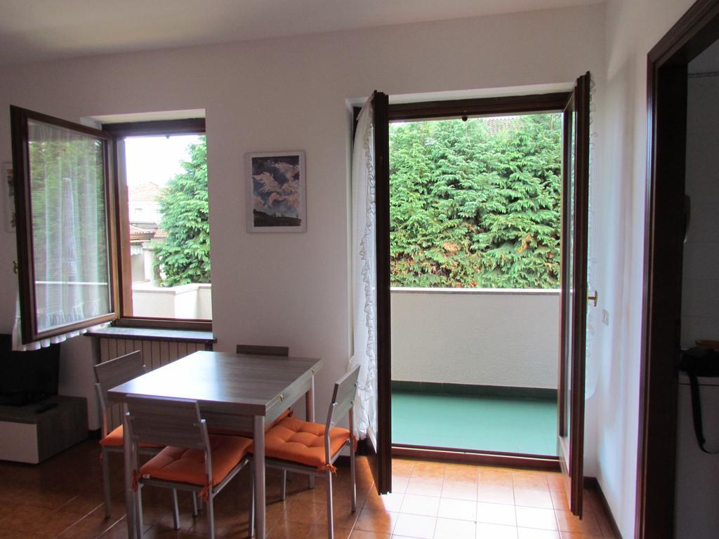 Appartamento Bilocale Dante Stresa Quarto foto